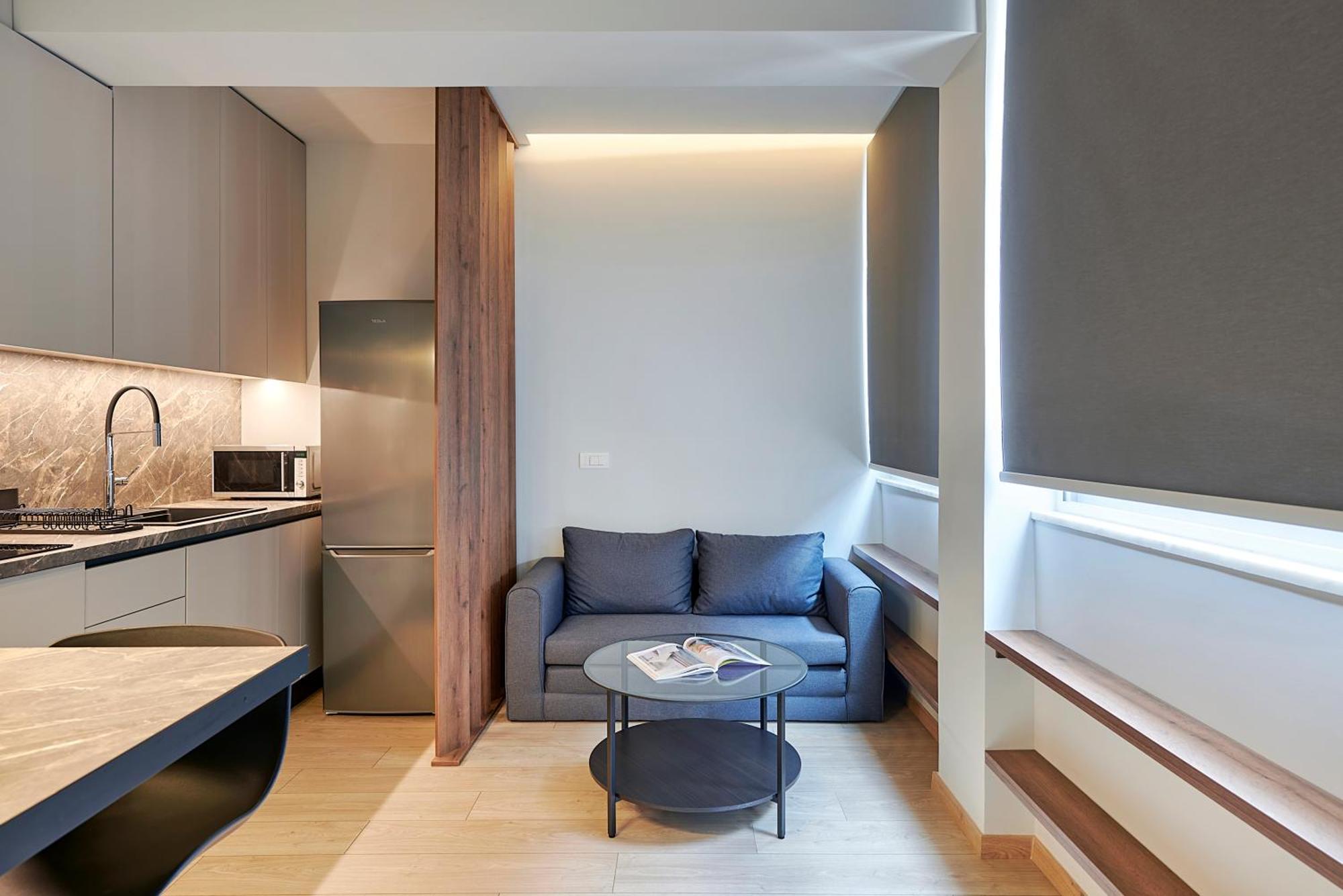 City-Center Apartment In Vibrant Monastiraki, アテネ エクステリア 写真