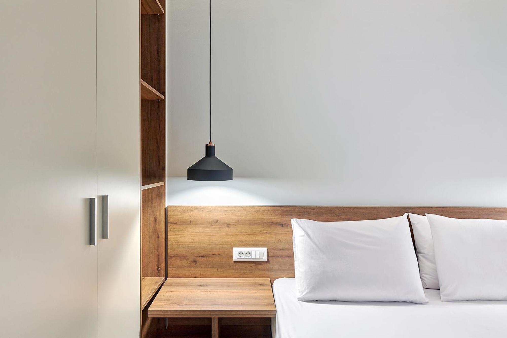 City-Center Apartment In Vibrant Monastiraki, アテネ エクステリア 写真
