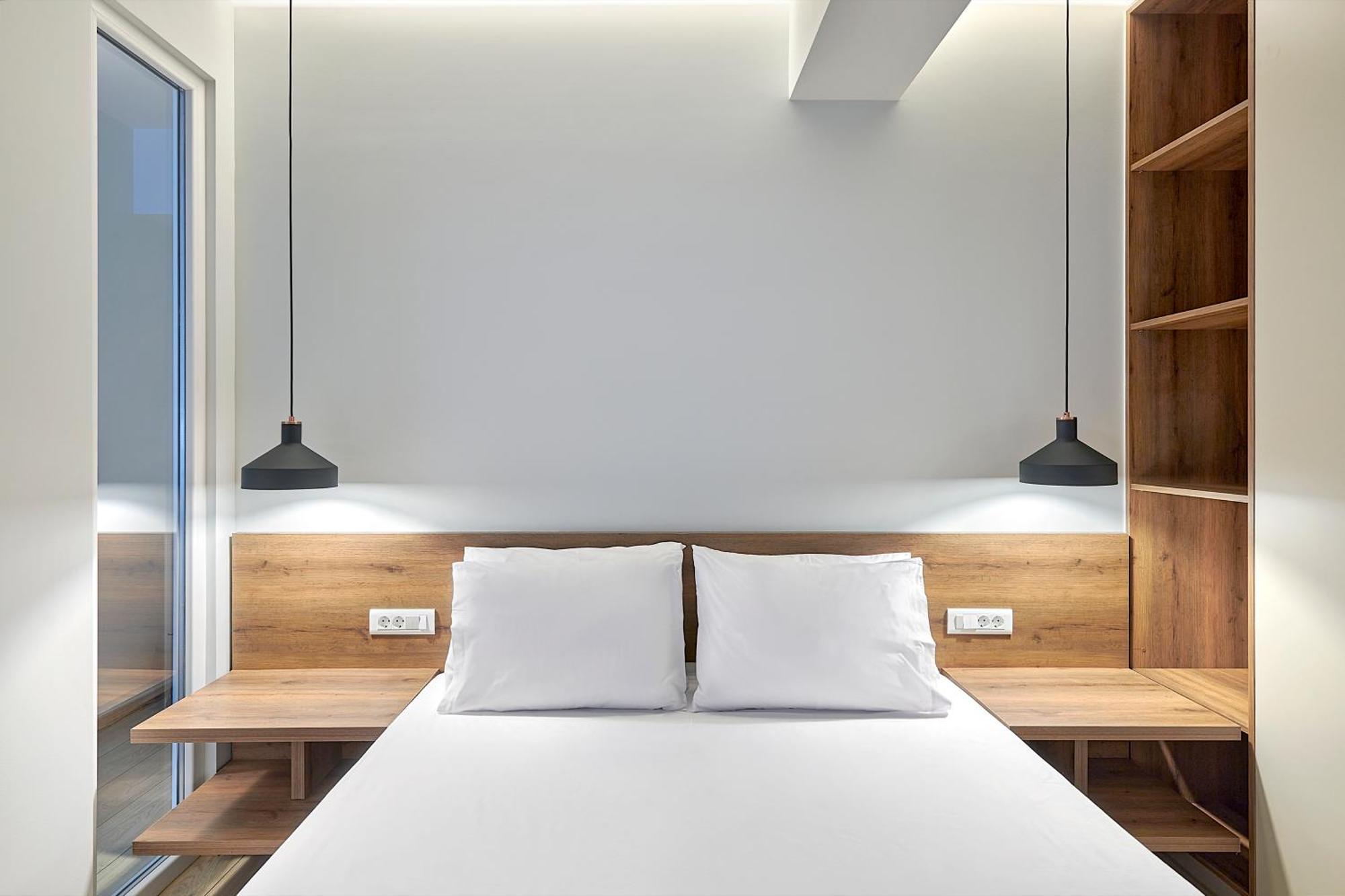 City-Center Apartment In Vibrant Monastiraki, アテネ エクステリア 写真