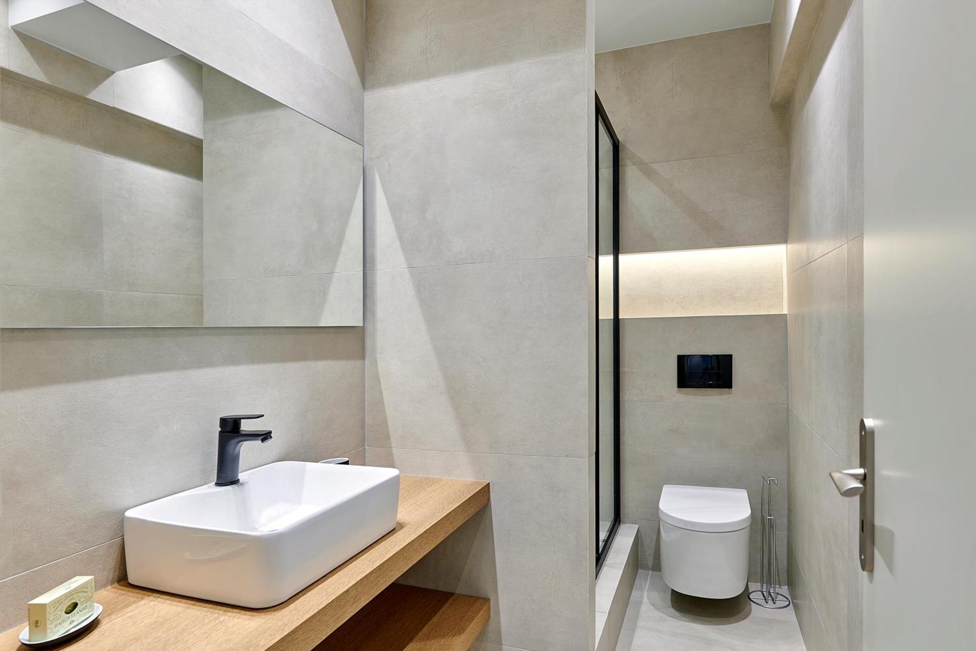 City-Center Apartment In Vibrant Monastiraki, アテネ エクステリア 写真