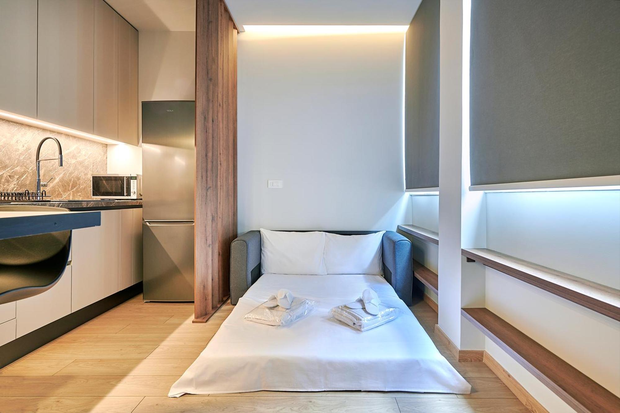 City-Center Apartment In Vibrant Monastiraki, アテネ エクステリア 写真